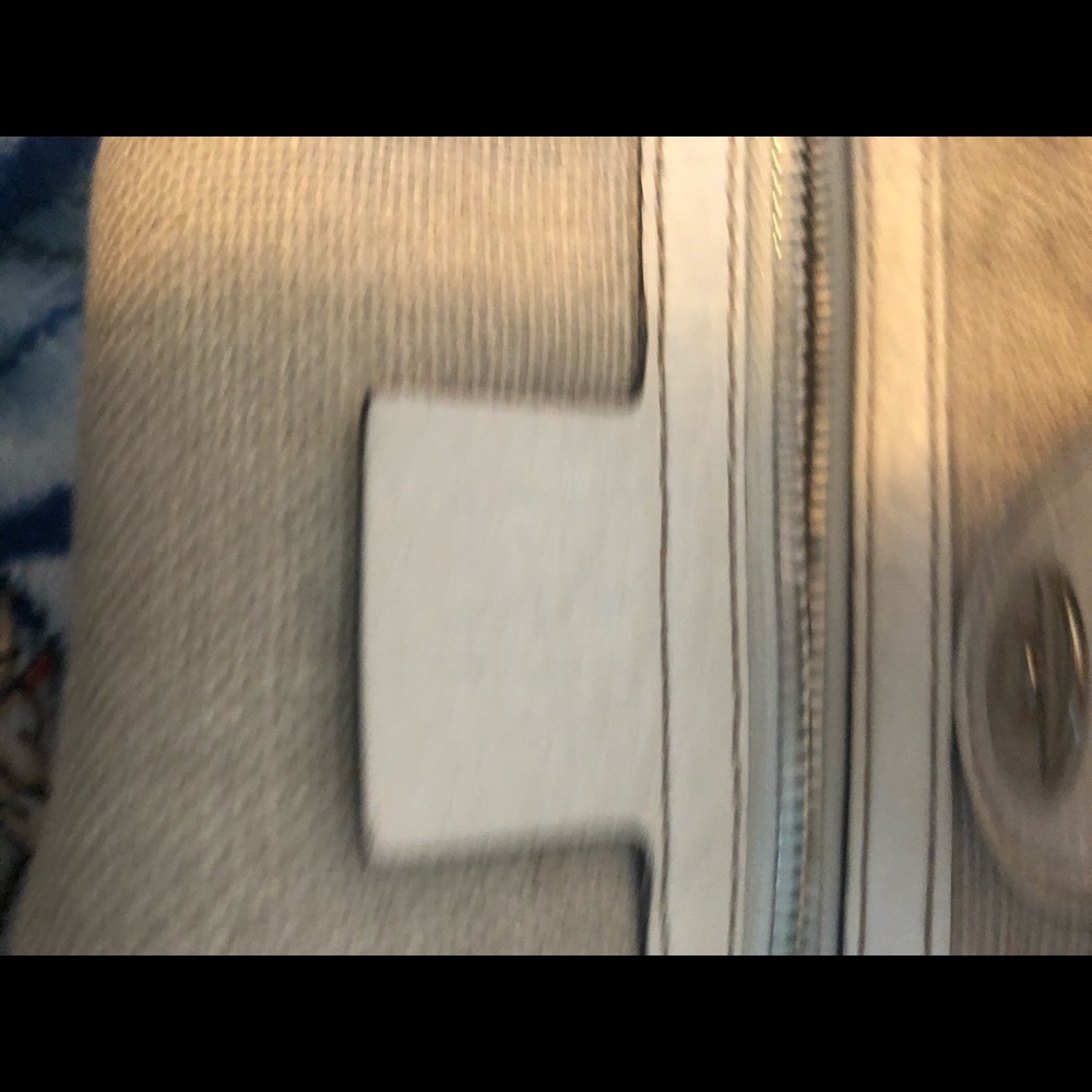 Purse - Picture 4 of 5